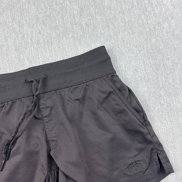 The North Face Shorts Womens XS Black Athletic Running Hiking Outdoor Workout - Picture 3 of 16